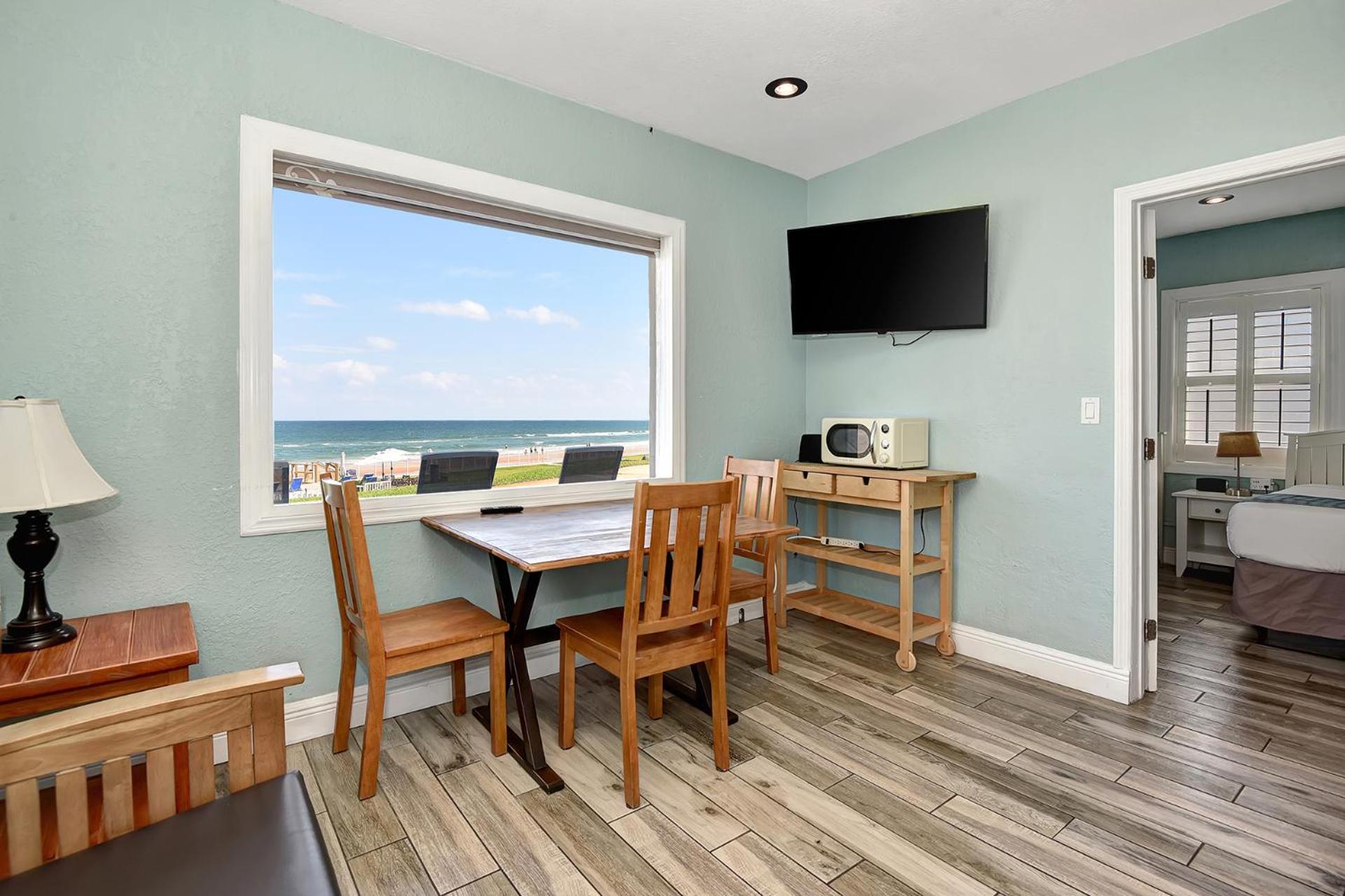 Shoreline Suites & Cabana Cottages - Beachfront 데이토나 비치 외부 사진